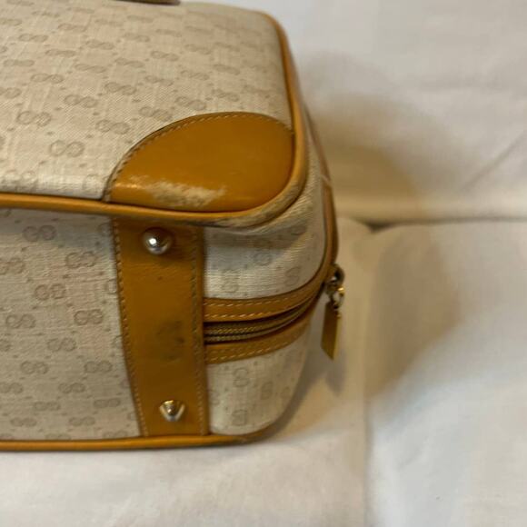 Vintage Gucci Bone Waxed Canvas Insignia Handbag with serial number! - Picture 6 of 15
